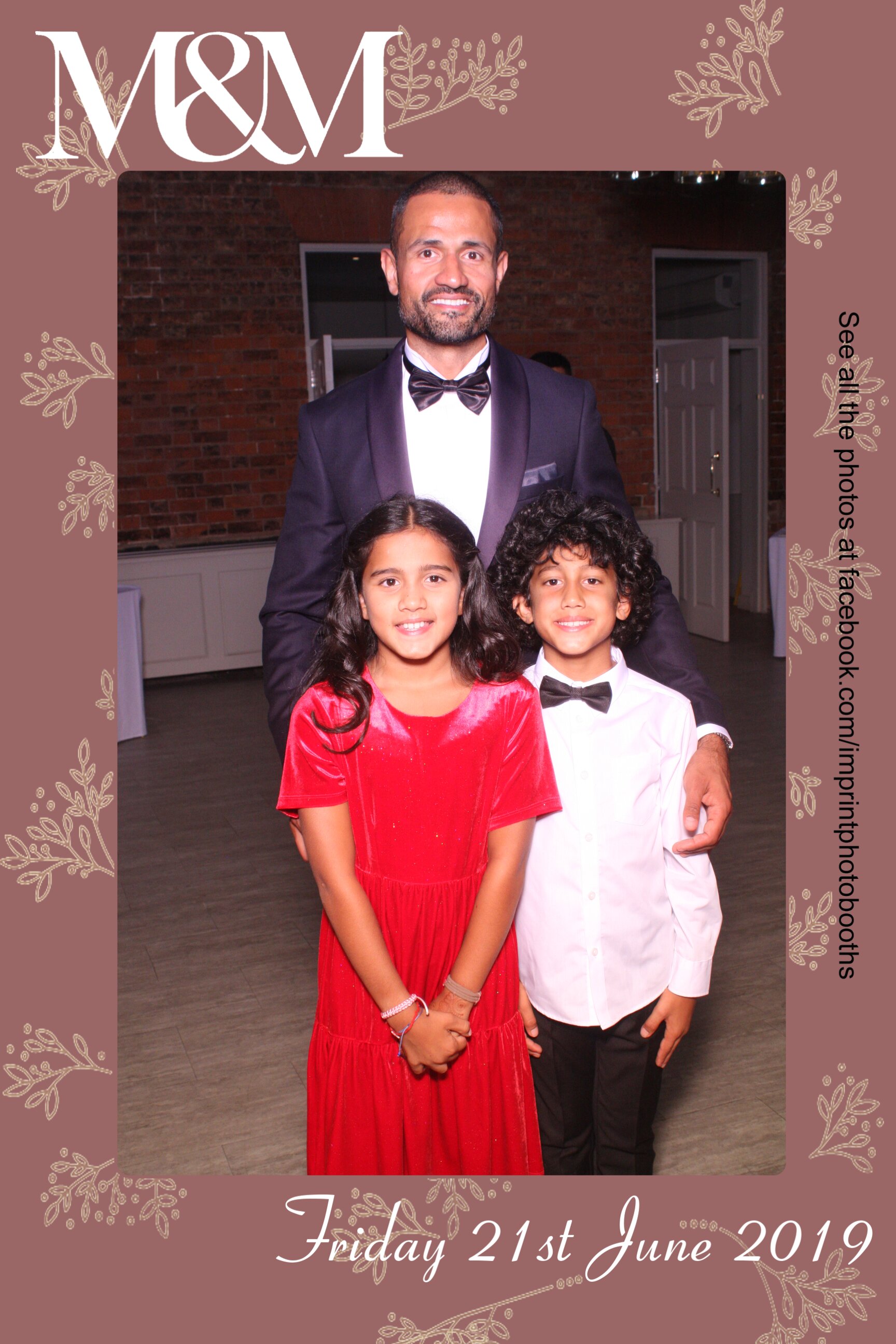 Mehul and Mayuri's Wedding | View more photos from the event at gallery.imprintphotobooths.co.uk/u/Imprint-Photobooths/Mehul-and-Mayuris-Wedding